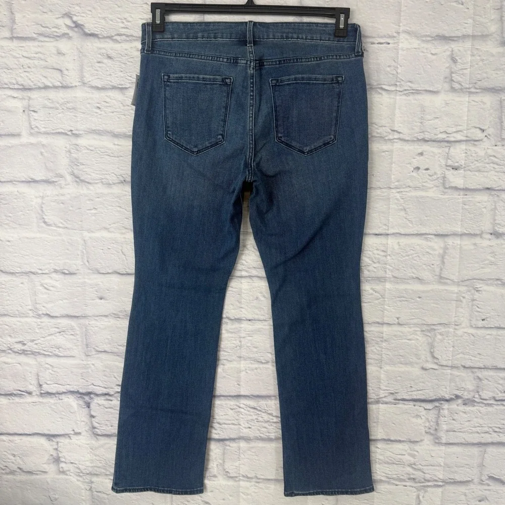 Old Navy Mid Rise Bootcut Jeans Medium Wash Size 14 Women Stretch NWT‎
